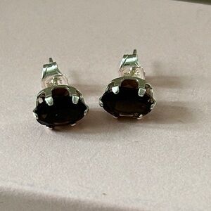 Elegant 925 Sterling Silver smoky‎ quartz Stud Earrings